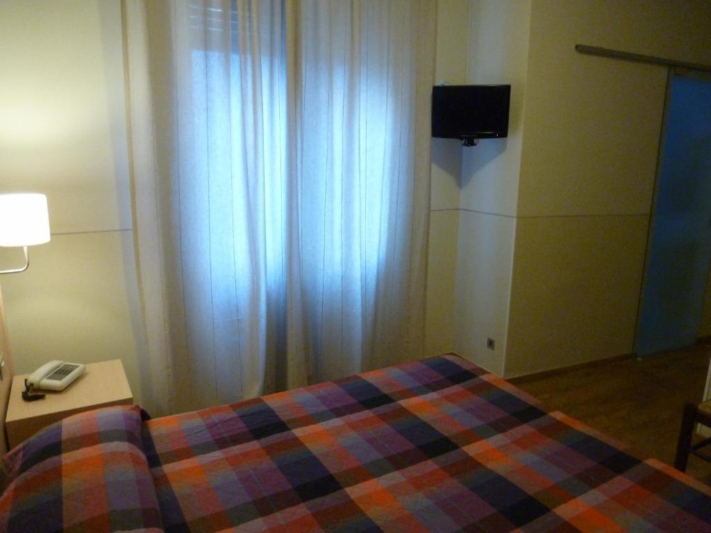 Hotel Da Cesare Стреза Экстерьер фото